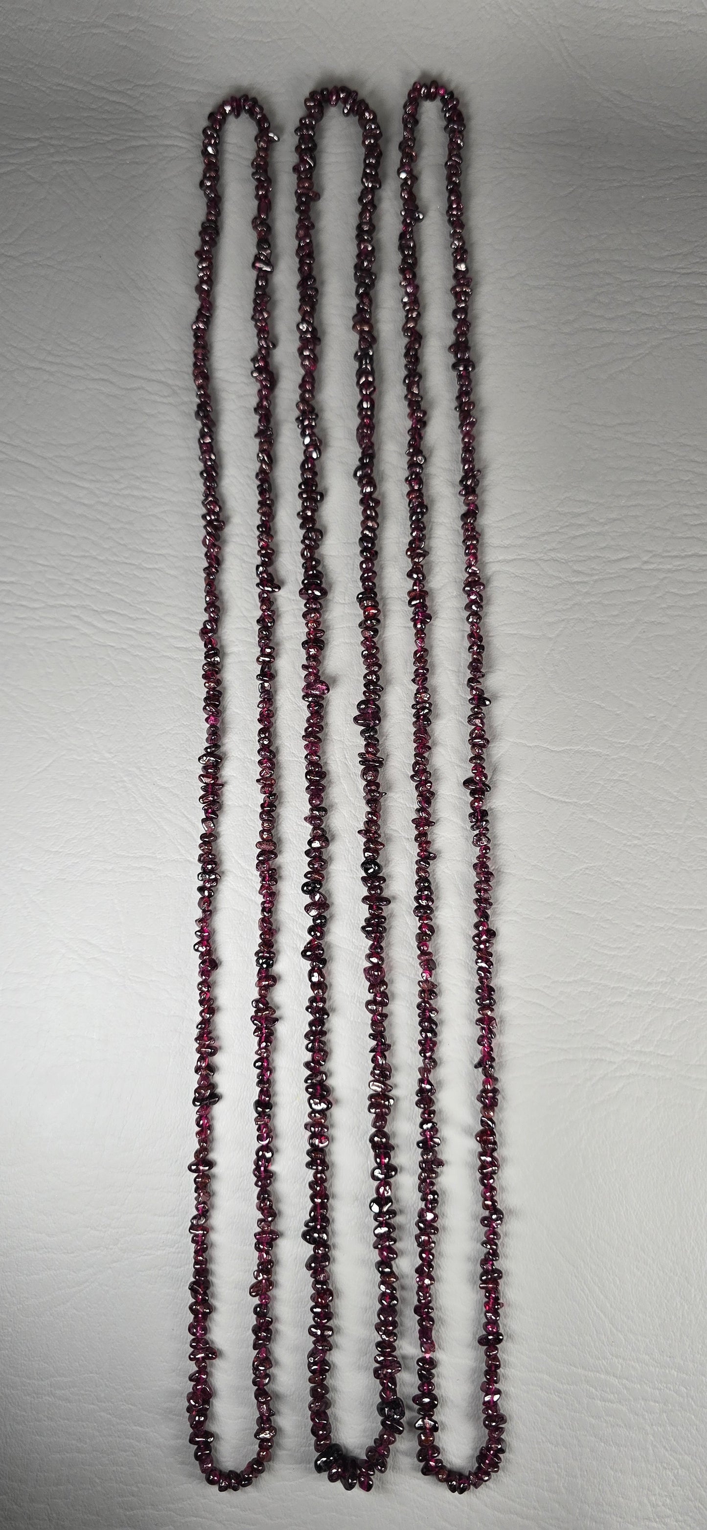 Garnet Beads - Chip