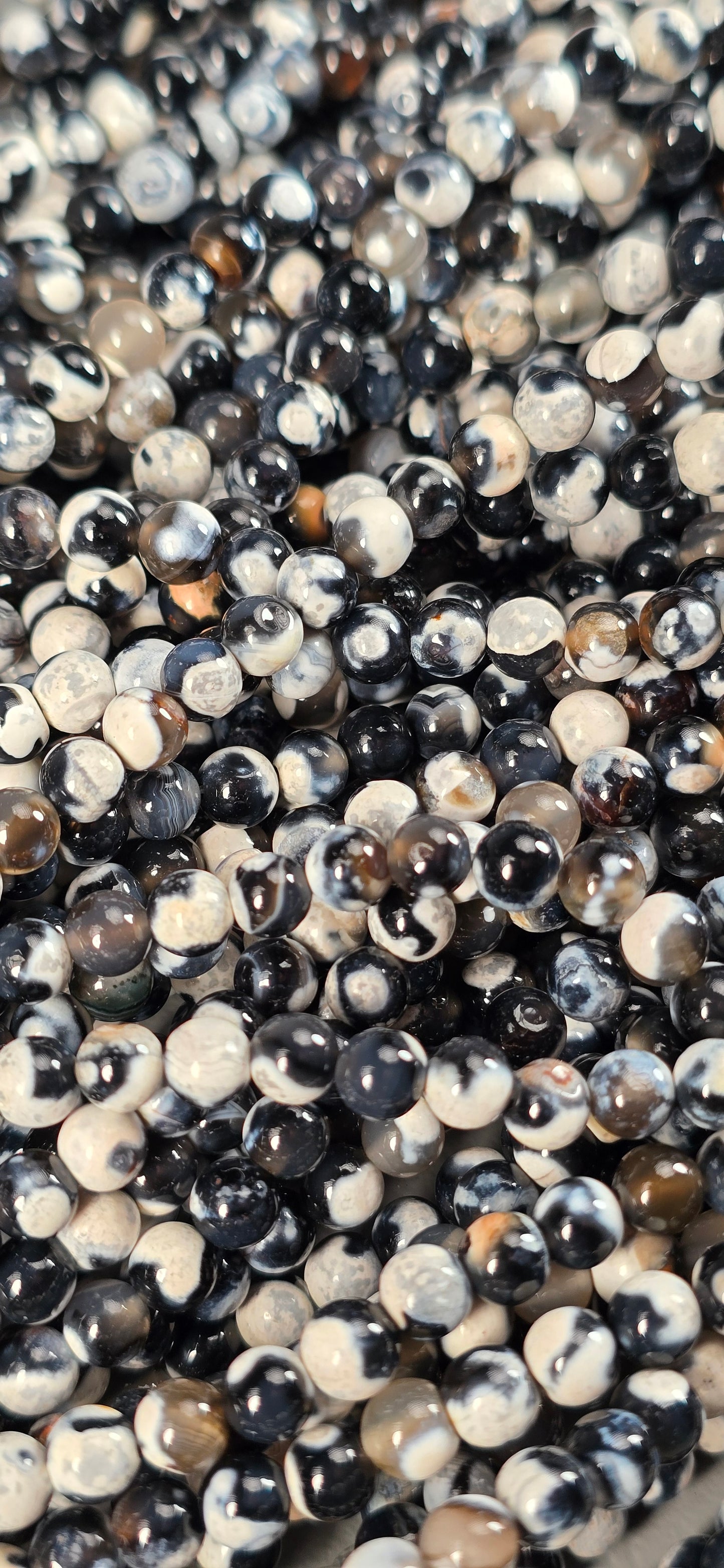 Orca Agate Beads - Round