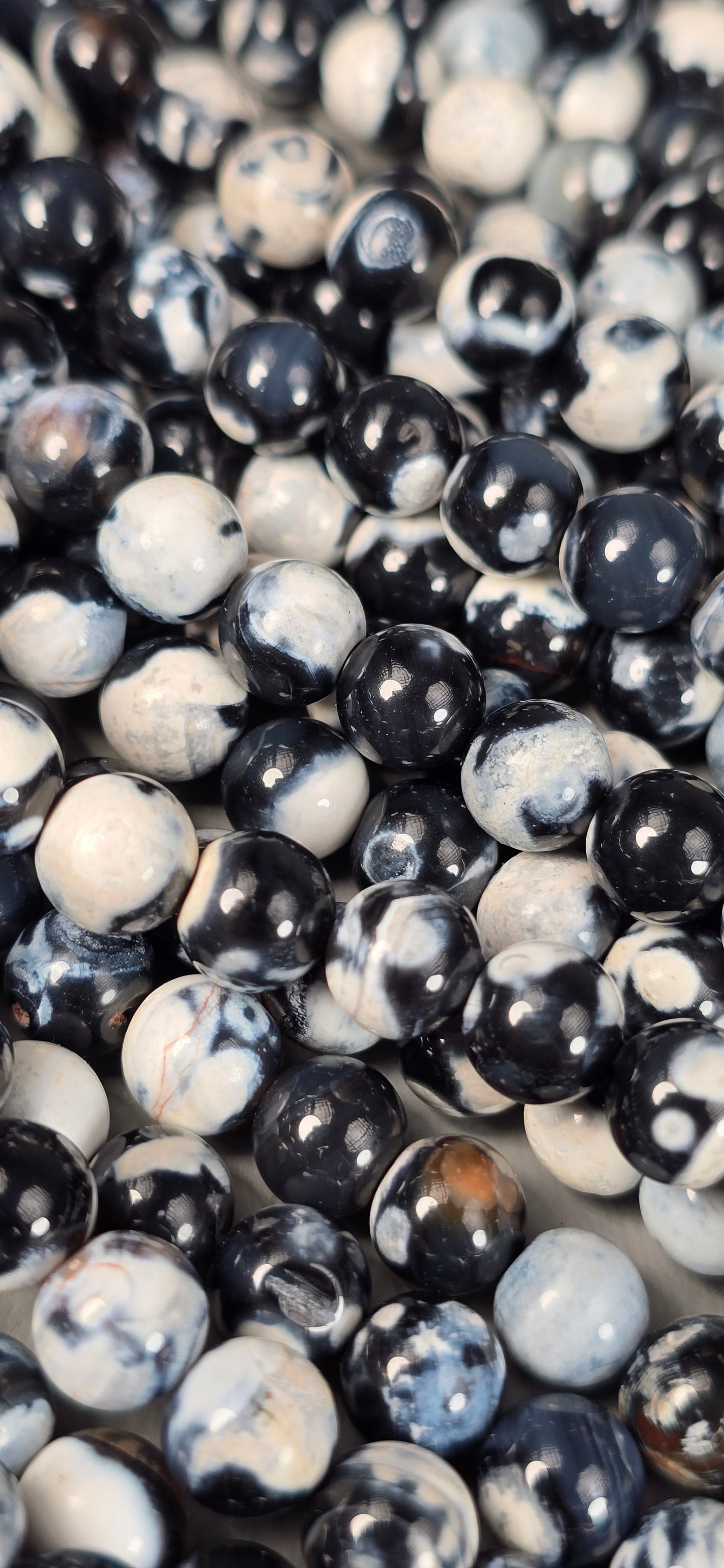 Orca Agate Beads - Round