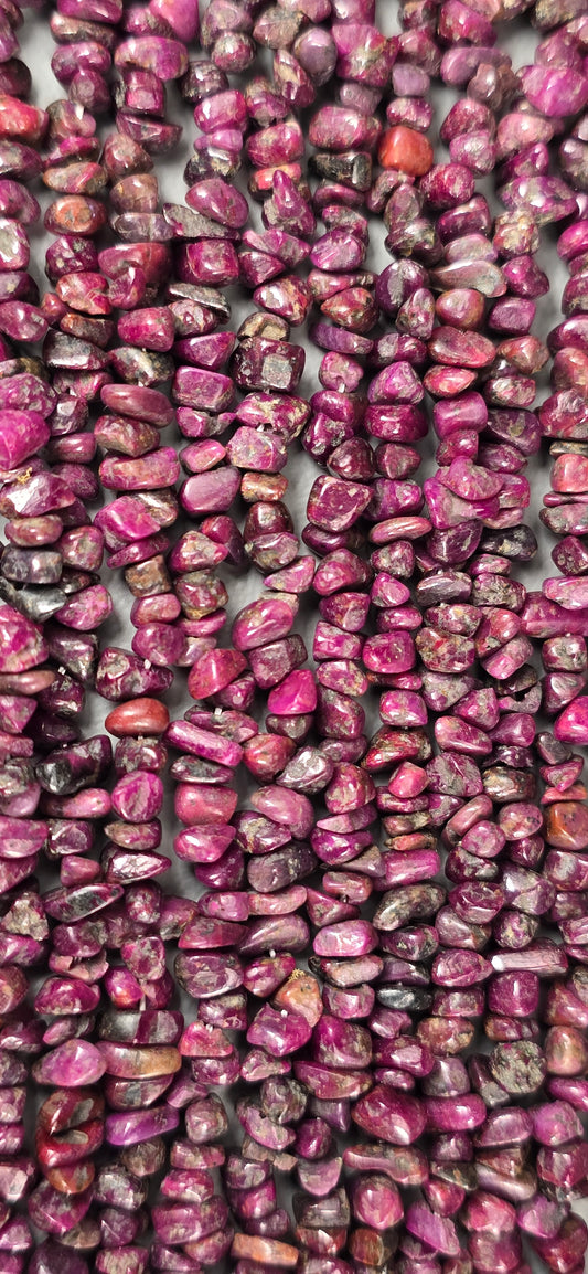 Ruby Beads - Chip